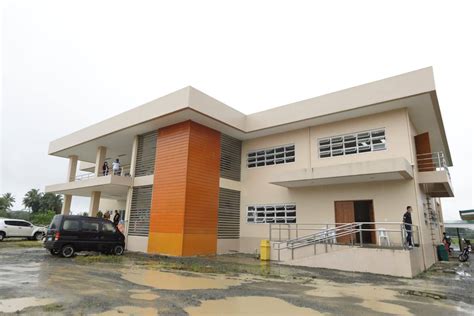 Dpwh Turns Over P34 7m Evacuation Center To Agusan Del Sur Department Of Public Works And Highways