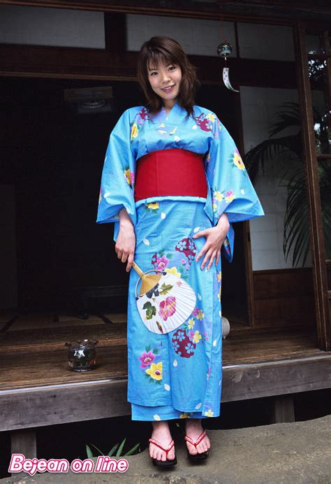 Lovely Japanese Girl Nao Mizuki In Kimono Flaunting Her Big Boobs And
