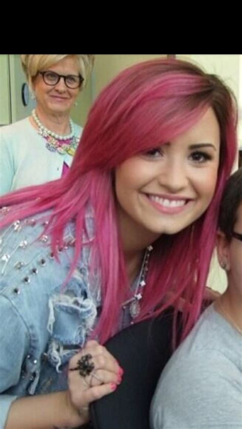 Demi Lovato Pink Hair