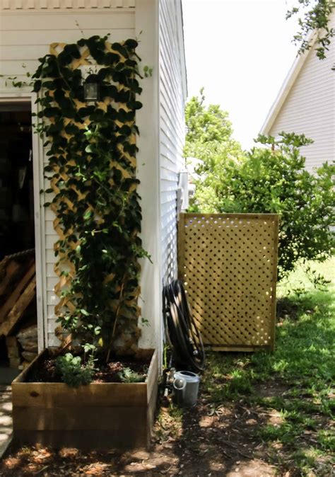 Jun 04, 2018 · this diy project is prefect for hiding your outdoor trash and recycling cans. Simple DIY Way to Hide Your Trash Cans