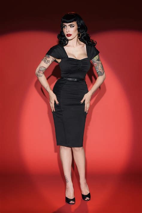 50s deadly dames poison ivy pencil dress in black