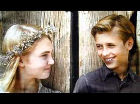Nicole rivelli/amazon, netflix, frank masi/apple, disney, jasper. ANNASOPHIA ROBB MOVIES - YouTube