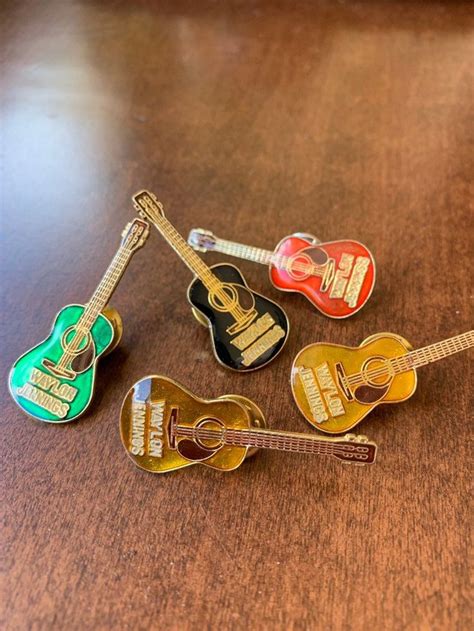 Waylon Jennings Pin Vintage Guitar Pin 80s Music Pin 80s Pin Hat Tac