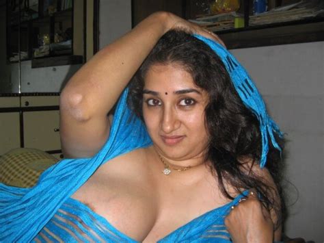 Sexy Aunty Hot Cleavage South Indian Tumblr Jamesalbana