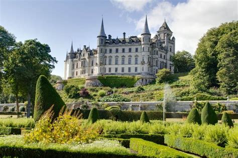 Who is the owner of dunrobin castle in scotland? Dunrobin castle - Picture of Dunrobin Castle and Gardens ...