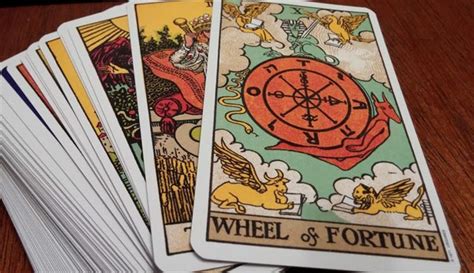 It's like someone guides you and gives advice on the most important issues in your life. What to Expect During a Love Tarot Reading