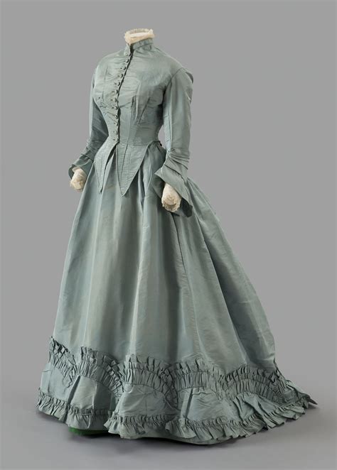 Worth Afternoon Dress Ca 1867 From The Albany Institute Of History And Art 1800s Dresses Old