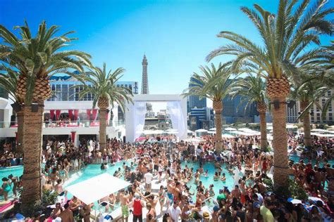 Do Summer Right With The Best Pool Parties In Las Vegas Vegas Pool