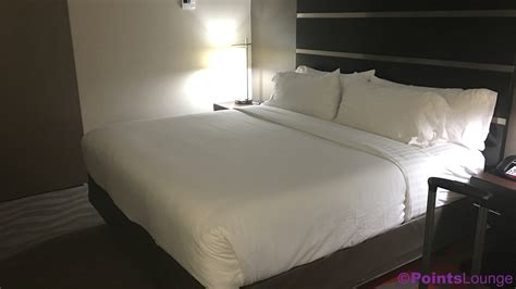 Holiday Inn Houston Sw Hotel Sugar Land Area Texas Review Bed Kingsize • Pointslounge