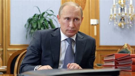 Umstrittene Preisvergabe Quadriga Kuratorium Sagt Putin Ehrung Ab