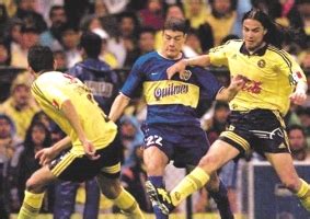 24' enzo díaz (talleres de córdoba) is shown the yellow card for a bad foul. América (México) 3 - Boca Juniors 1 - Copa Libertadores ...