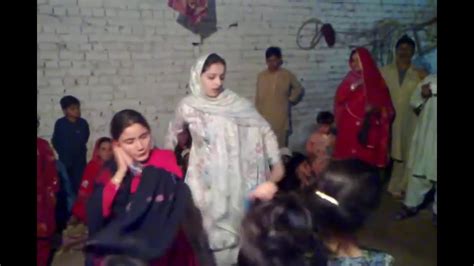 Peshawar Girl Local Wedding Home Dance Desi Dance Youtube