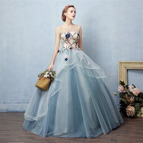Feminine And Tender Blue Wedding Dress Design Ideas