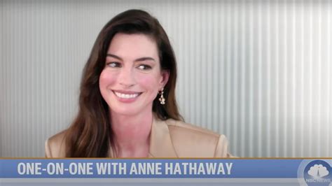 Why Anne Hathaway Doesnt â Think About Ageâ When It Comes To Beauty