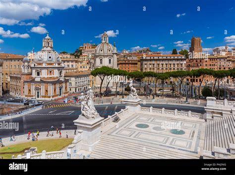 Square Piazza Venezia In Rome Italy Stock Photo Alamy