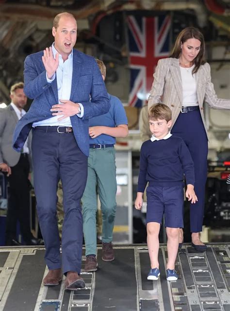 Prince Louis Looks So Grown Up As He Perfects Royal Wave At Air Show Royal News