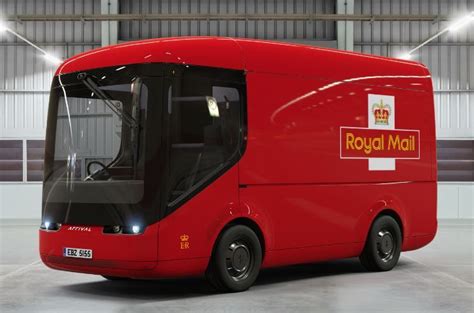 Royal Mail Unveils Nine New Electric Trucks By Arrival Uk Mail Truck