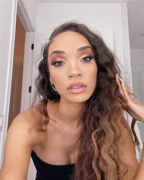 Raven Elyse On Instagram “booked And Busy Cute But Exhausted” Long Hair Styles Hair Styles Cute
