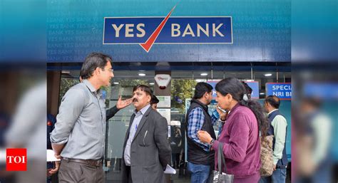 Yes Bank Crisis Upis Use Dives 40 Phonepe Lines Go Dead Times Of