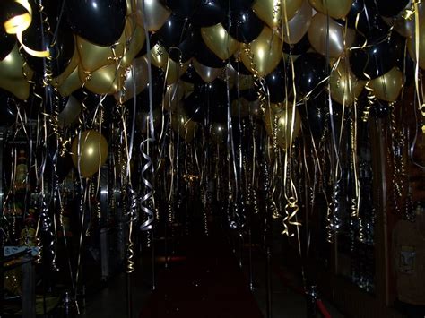 Black And Gold Helium Balloons Are An Easy And Relatively Inexpensive