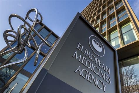 They confirm that the vaccine is safe and effective. Covid/ Ema: continuare con seconda dose AstraZeneca dopo 4 ...