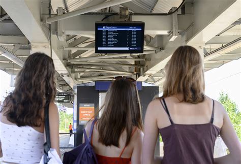 More Comfort And Communication For Returning Rail Passengers Rail Uk