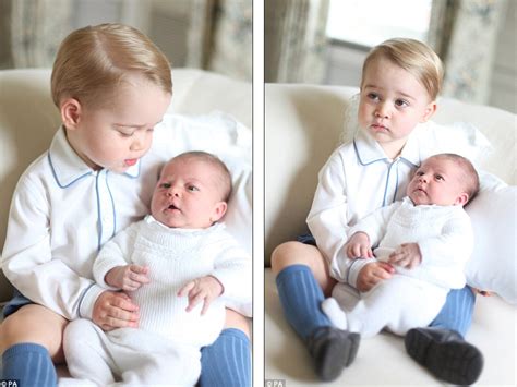 Hoàng tử william và công nương kate middleton quen nhau khi cả hai theo học đại học st andrews. Công nương Kate được Hiệp Hội Nhiếp ảnh Hoàng Gia Anh khen ...
