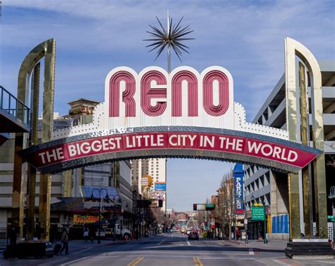 Reno Through The Arch