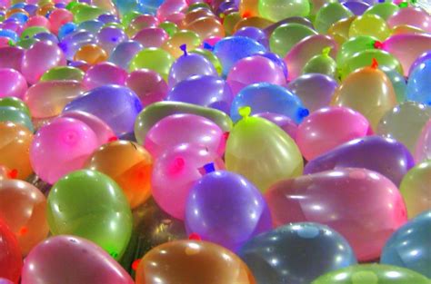 Join The Record Setting Water Balloon Fight Tonight Uknow