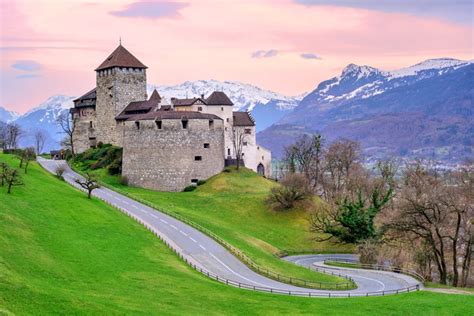 14 Top Rated Day Trips From Zürich Planetware
