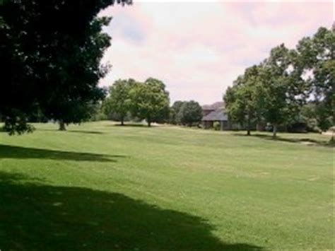 Elkins lake members have three 9 hole courses to play. Huntsville TX Homes - Elkins Lake Real Estate -- So ...