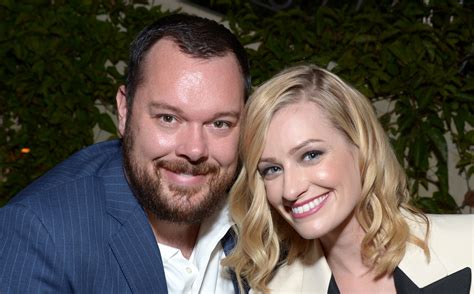 Beth Behrs Is Married To Michael Gladis Beth Behrs Michael Gladis