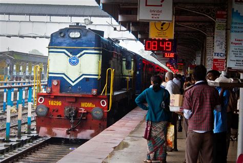 Covering a huge distance of 3026 km, it provides a safe it usually runs on time and reaches new delhi with an average delay of 39 minutes. Railway Station Phone Numbers In Kerala