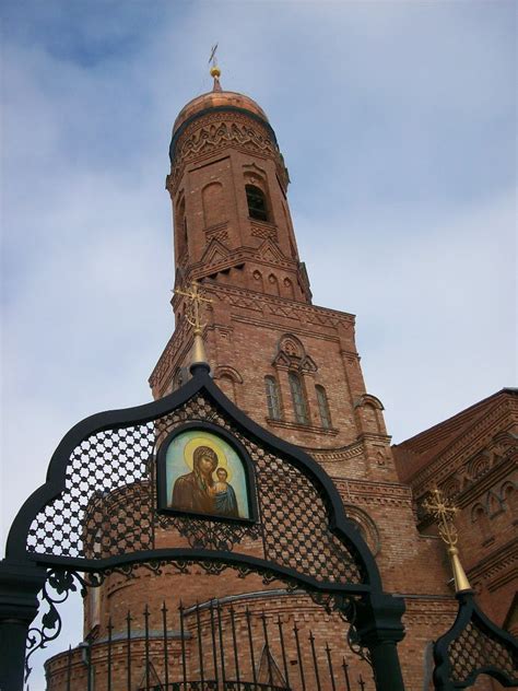 Прежний каменный храм взорвали в. Фото Храм Казанской иконы Божьей Матери в городе Тольятти