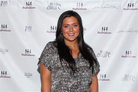 Real Housewives Of New Jersey Star Lauren Manzo Loses