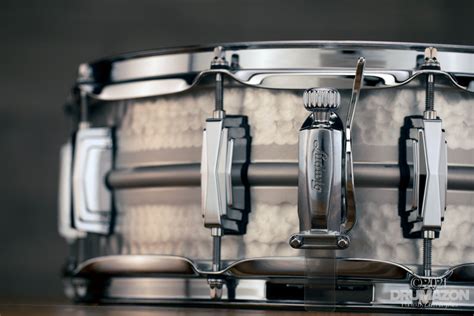Ludwig 14 X 5 La404k Acrophonic Hammered Aluminium Snare Drum Drumazon