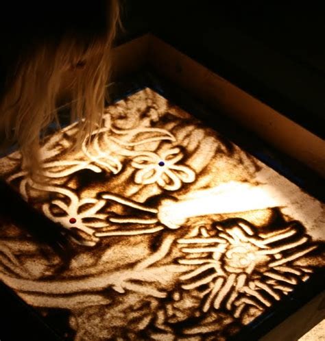 This miniature photo studio will cost you nothing but a handy creative work. Filth Wizardry: DIY sand art lightbox
