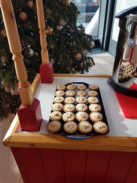 Mince Pie Cart Hirechristmas Mince Pie Stand Rentallondonessexuk