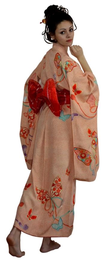 Японское шелковое праздничное кимоно с авторской росписью 1930 е гг