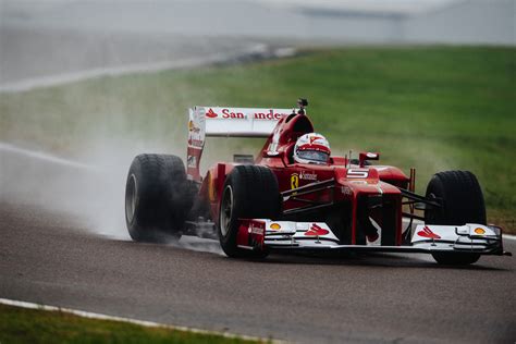 Pero sebastian vettel ha cambiado el guion del gp de la toscana y este jueves, a primera hora, se ha confirmado que será piloto de aston martin, actual todavía siento mucho amor por la fórmula 1 y mi única motivación es correr al frente de la parrilla. Sebastian Vettel drives Ferrari's F1 car - video and ...