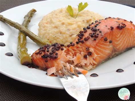Pavé de saumon mi-cuit aux baies de Sichuan et son risotto crémeux