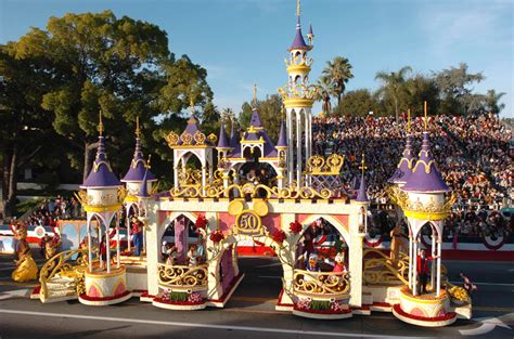 Unique ideas for christmas parade floats : Disney and the Rose Parade: A 75-Year Tradition Continues ...