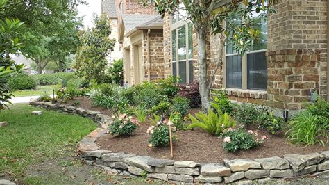 Classic Houston Area Raised Flowerbed Edged With Stacked Stone Stone