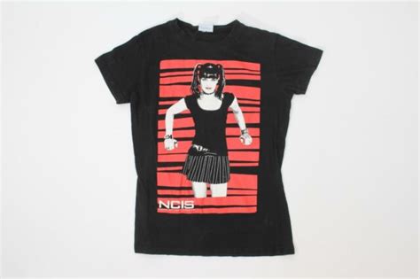 Ncis Girls Red Black Based On The Tv Series Abby Sciuto T Shirt Size