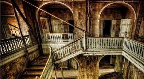 Watch Scariest Haunted Places In India With Creepy Stories Behind Them