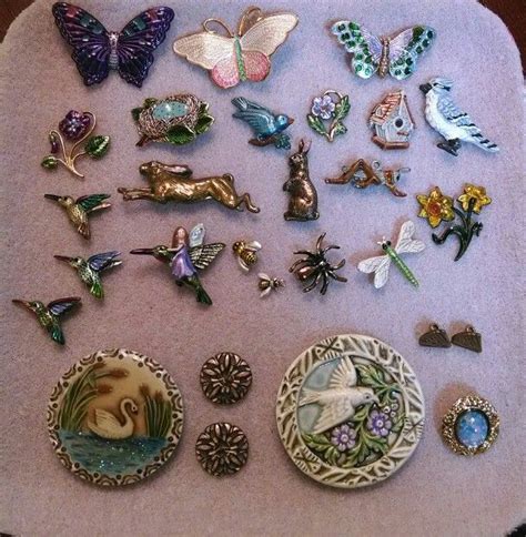 My Collection Of Susan Clark Buttons And Pins Buttons Motley Susan