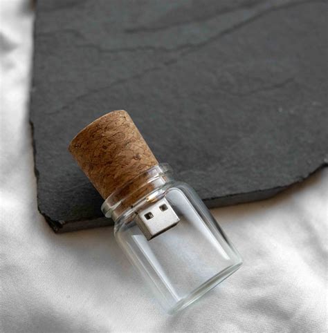 Message In A Bottle Usb Flash Drive 30 Hanging Branch