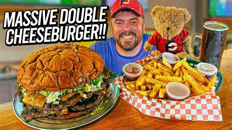 Chubby Rays 7lb Supersized Double Cheeseburger Challenge Youtube