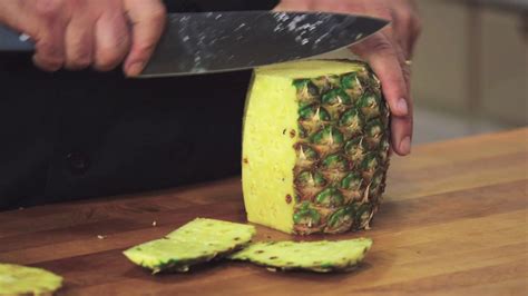 How To Cut A Pineapple Youtube