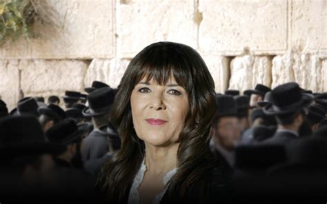 אשת התקשורת רינה מצליח, מגישת התכנית 'פגוש את העיתונות', גרמה לחברים השמאלנים של בפאנל חדשות 12 לזוע באי נוחות. רינה מצליח חוטפת מהרשות השנייה: "פוגעת אנושות בחברה החרדית"